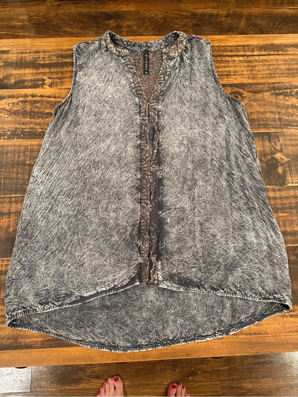 Washed Charcoal V-Neck Sleeveless Camisole with Contrast Trim - Unbranded